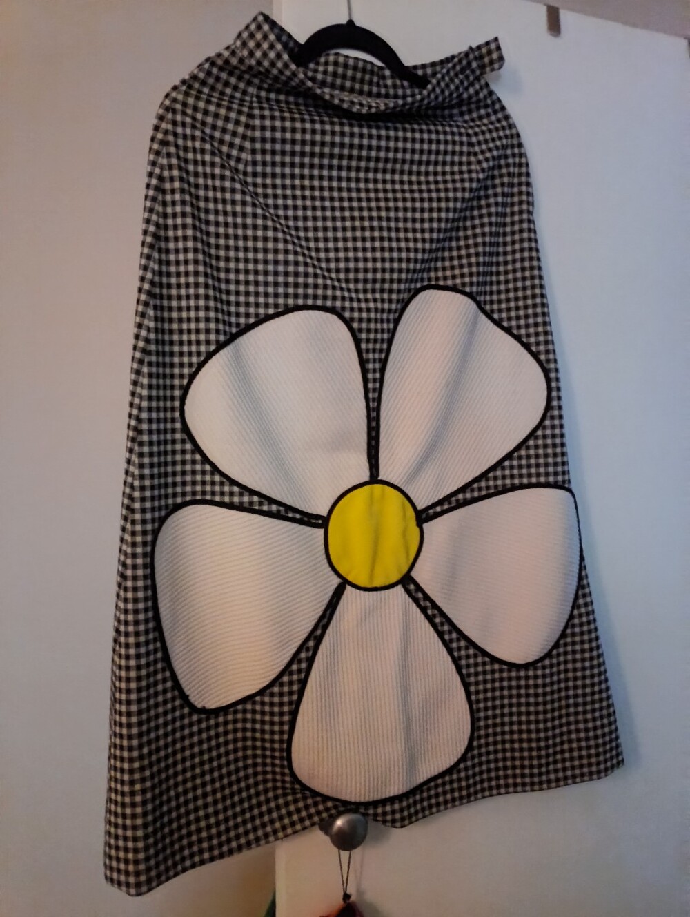 Vintage Black & White Gingham Skirt with Daisy